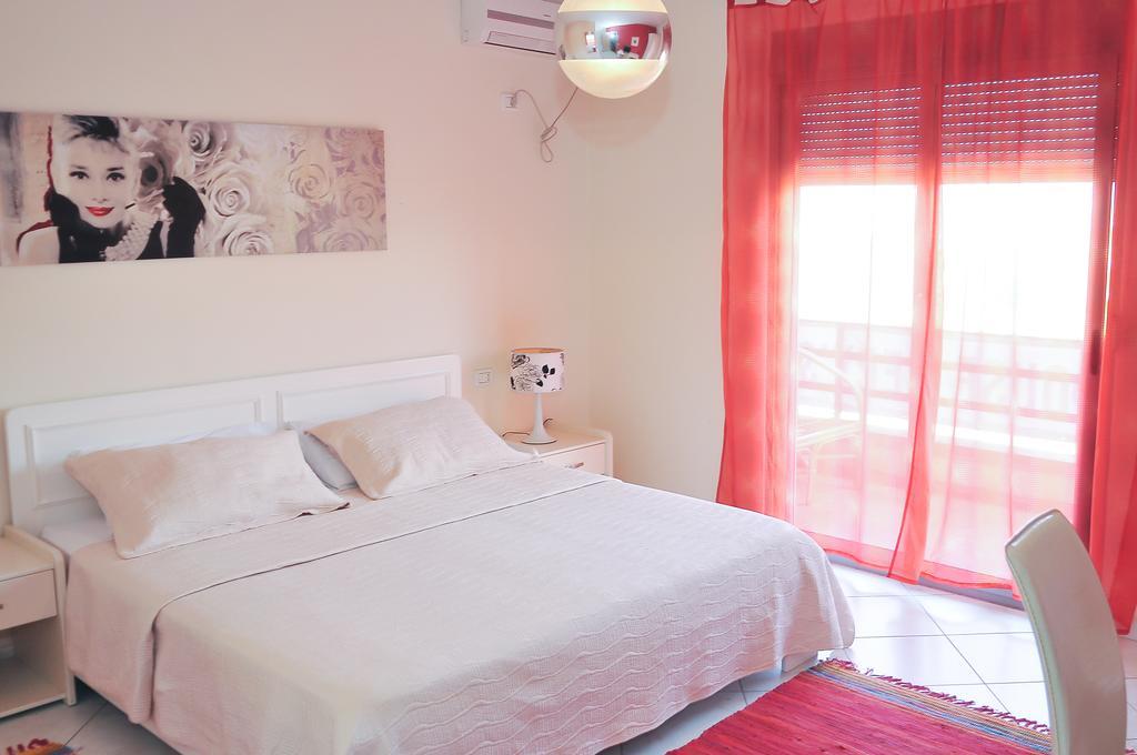 Guest House Mary Tirana Room photo