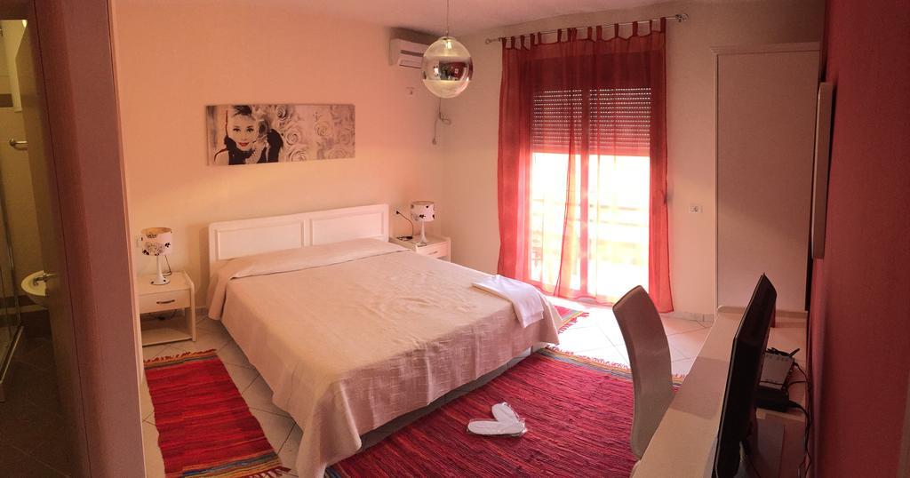 Guest House Mary Tirana Room photo